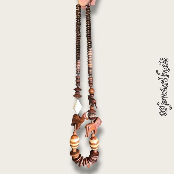 Vintage African-Style Wood Animal Carving Necklace - Picture 8 of 13